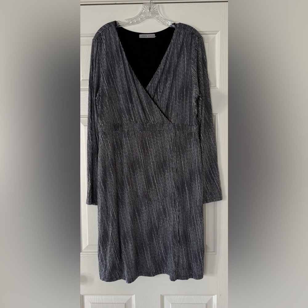 Athleta Black and White Long Sleeve Wrap Dress XL